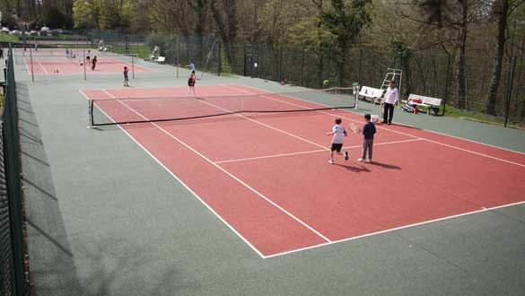 Ecole de tennis le mercredi à Elysée 2